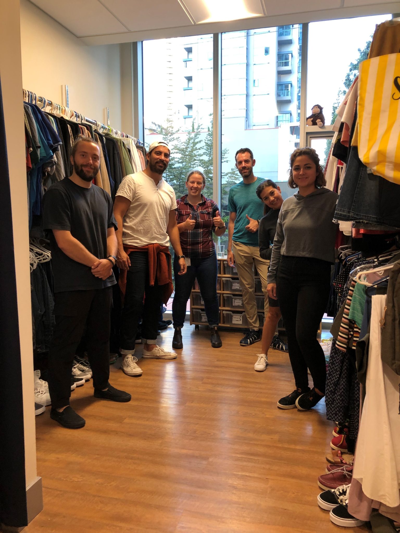 what do lululemon employees get